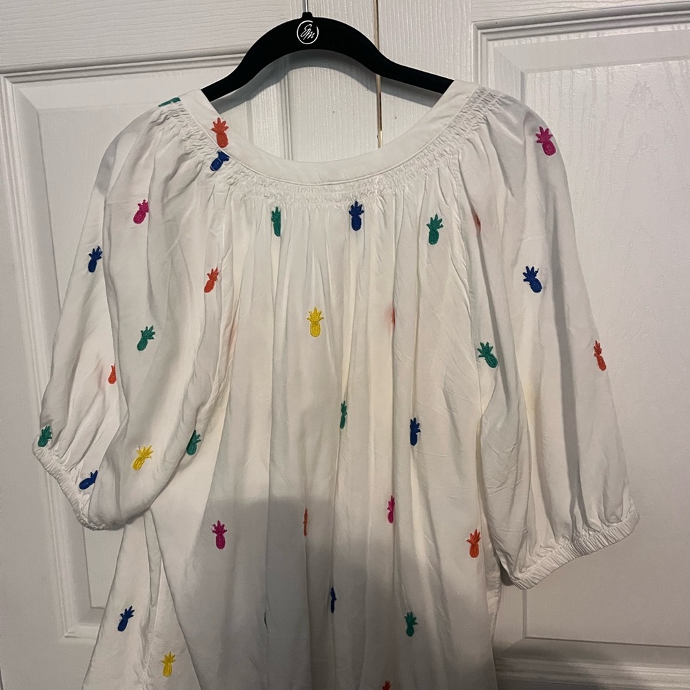 crown & ivy White Blouse with Colorful Embroidery Pineapples - Picture 2 of 2